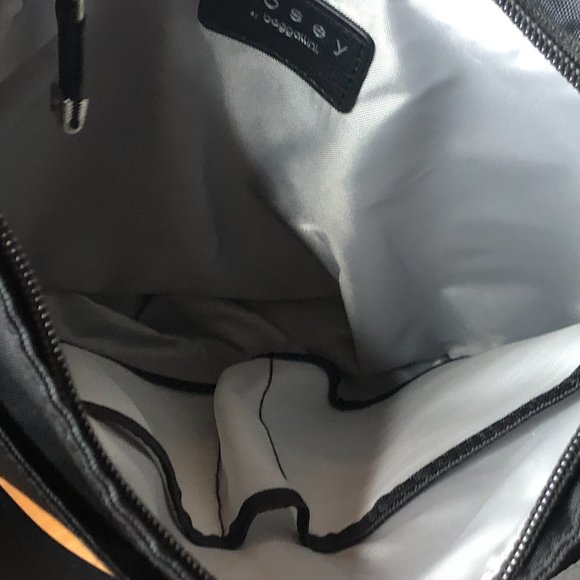 Baggallini Mosey Crossbody Purse - Picture 5 of 6